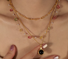 Charger l&#39;image dans la galerie, Collier en acier et titane avec pendentif géométrique en pierre d&#39;agate et œil de tigre pour femmes